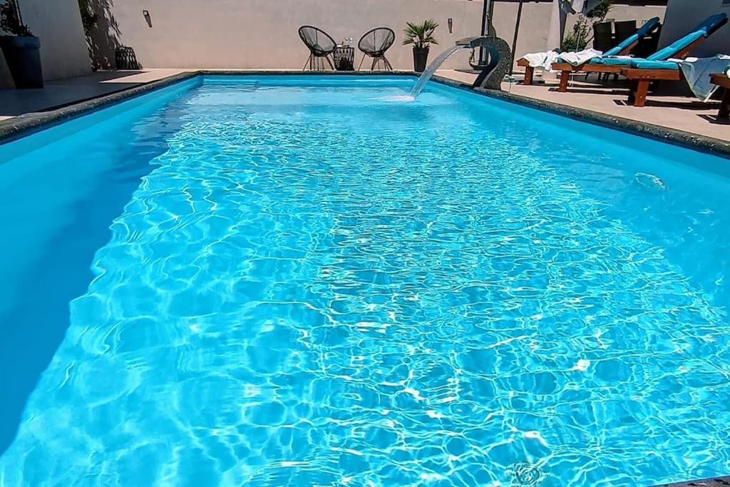 Holiday&Suite Klanac วีร์ ภายนอก รูปภาพ
